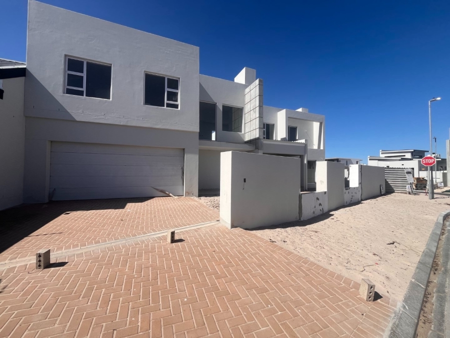 4 Bedroom Property for Sale in Sandown Western Cape